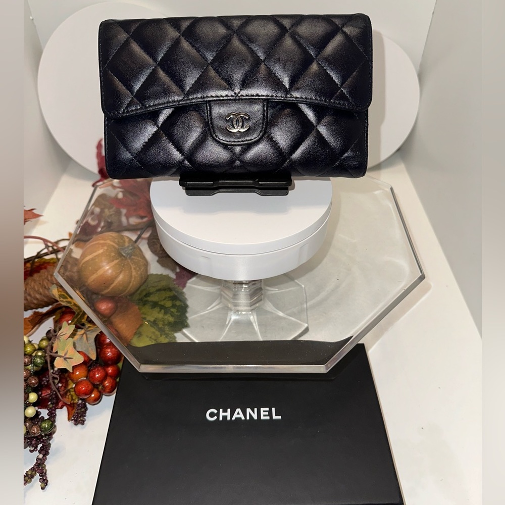 Chanel Large Flap Wallet Quilted Calfskin Leather - Navy - Repainted